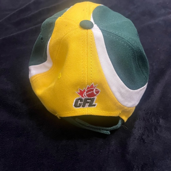Edmonton Eskimos baseball cap - Picture 3 of 5